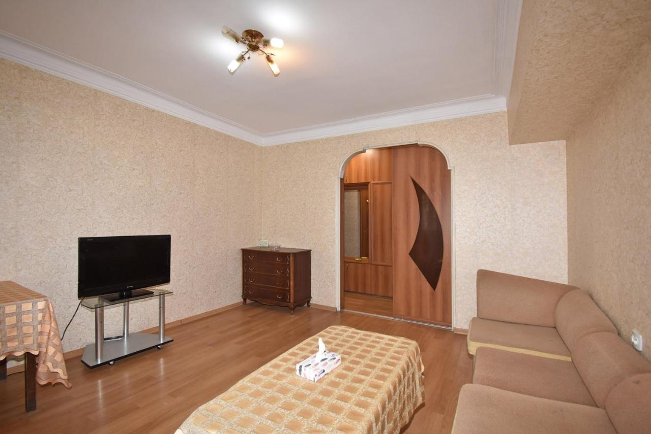 Amigo Apartment In The Centre Jerevan Buitenkant foto